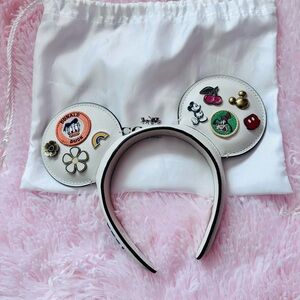 SOLD! 💕Disney x coach Disneyland Ears 💕
